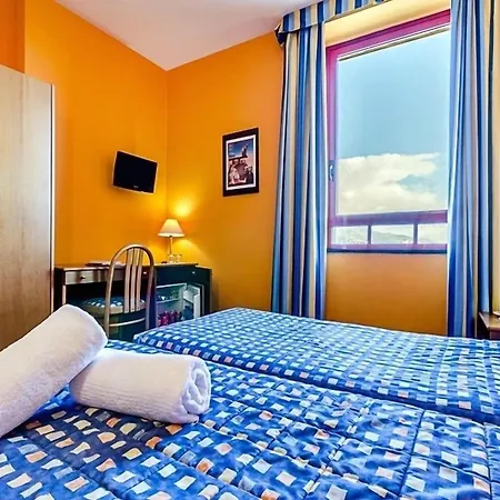 Hotel Columbus Sea 4*