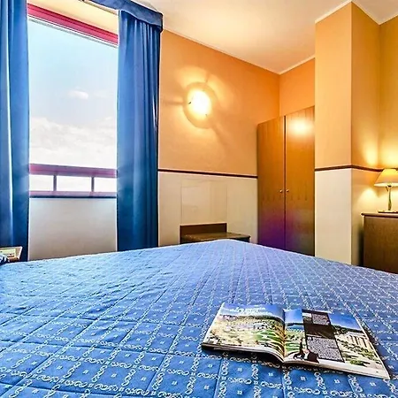 Columbus Sea 4*