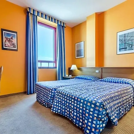 Columbus Sea Отель