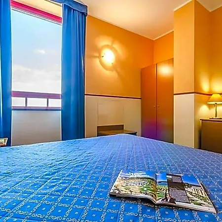 Columbus Sea 4*