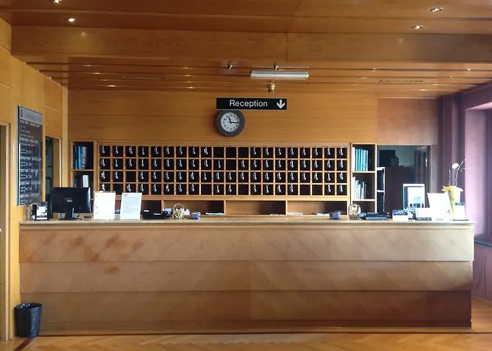 Columbus Sea Отель Генуя