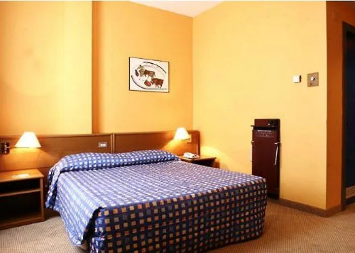 Отель Columbus Sea 4*